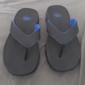 athletic works men's o2air flip flops